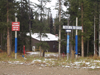 BAD SIGN! 'RETURN TO BASE' This is for skiers.
